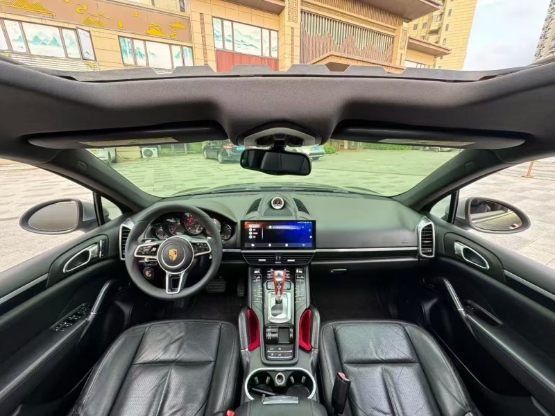 河源12年保时捷卡宴4