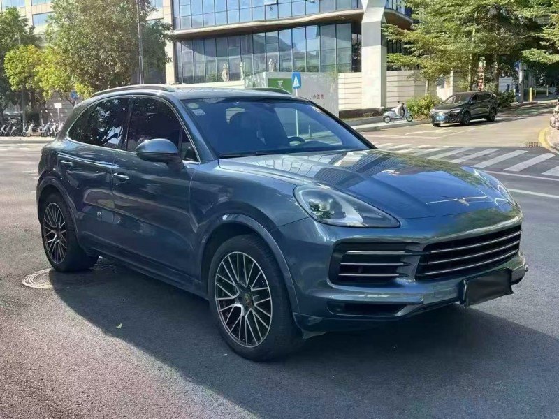 深圳19年保时捷卡宴2