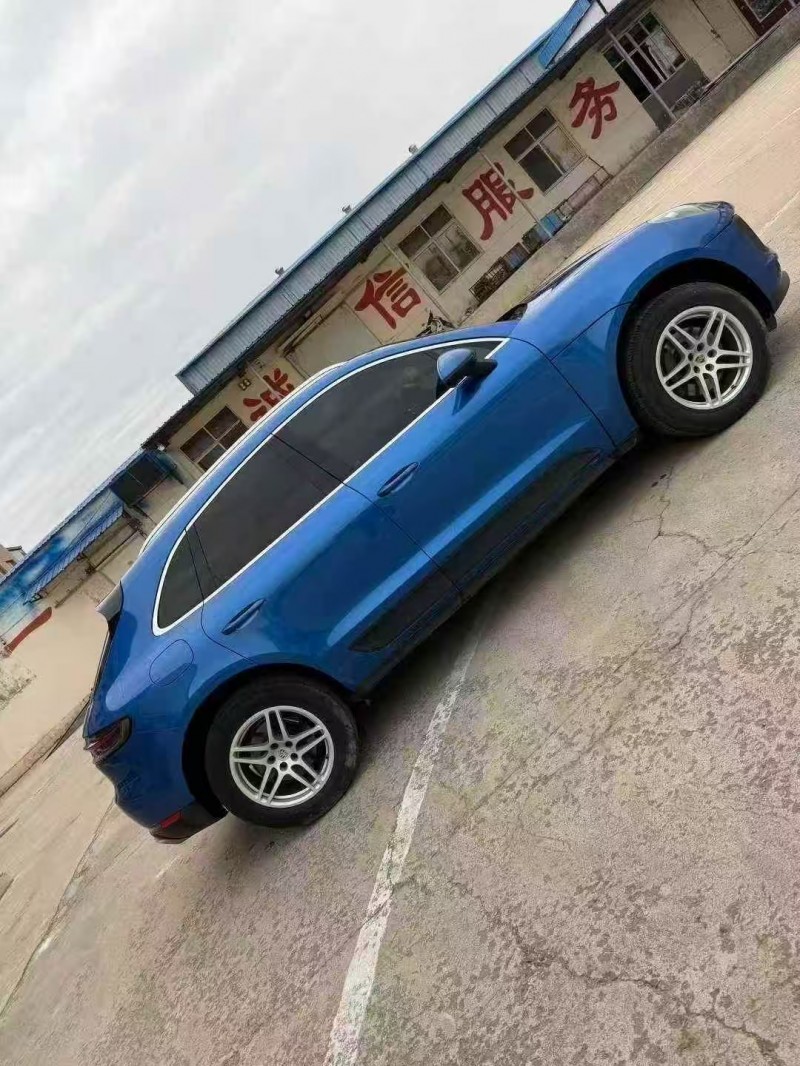 青岛20年保时捷Macan2