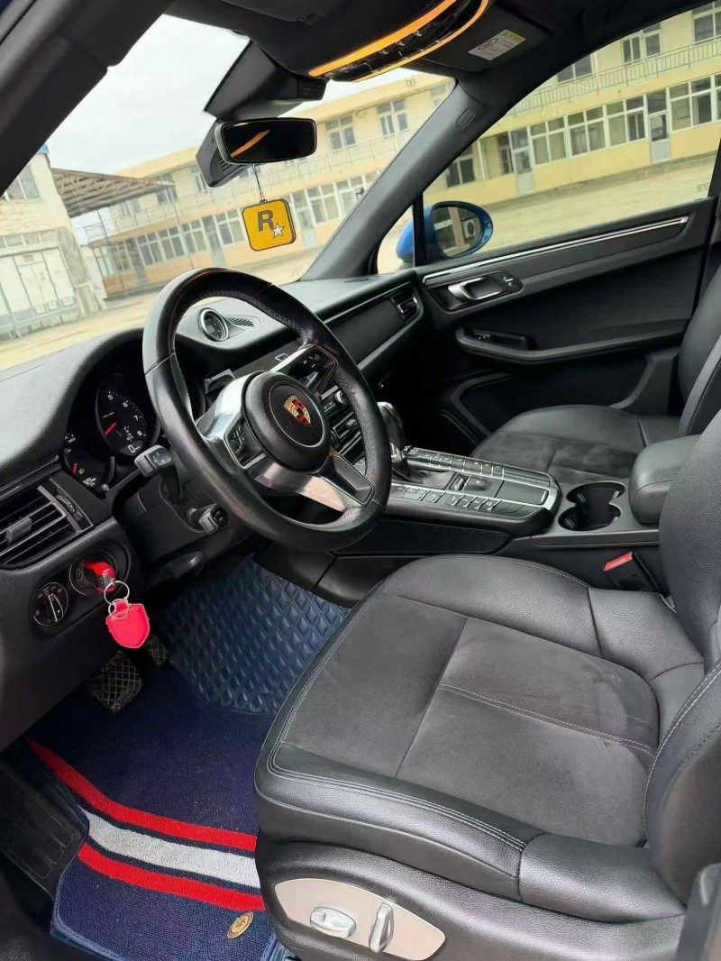 青岛20年保时捷Macan6