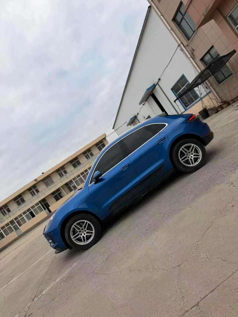 青岛20年保时捷Macan8