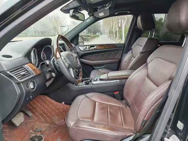 泰安16年奔驰GL4