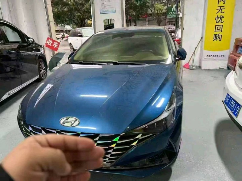 成都22年现代伊兰特1