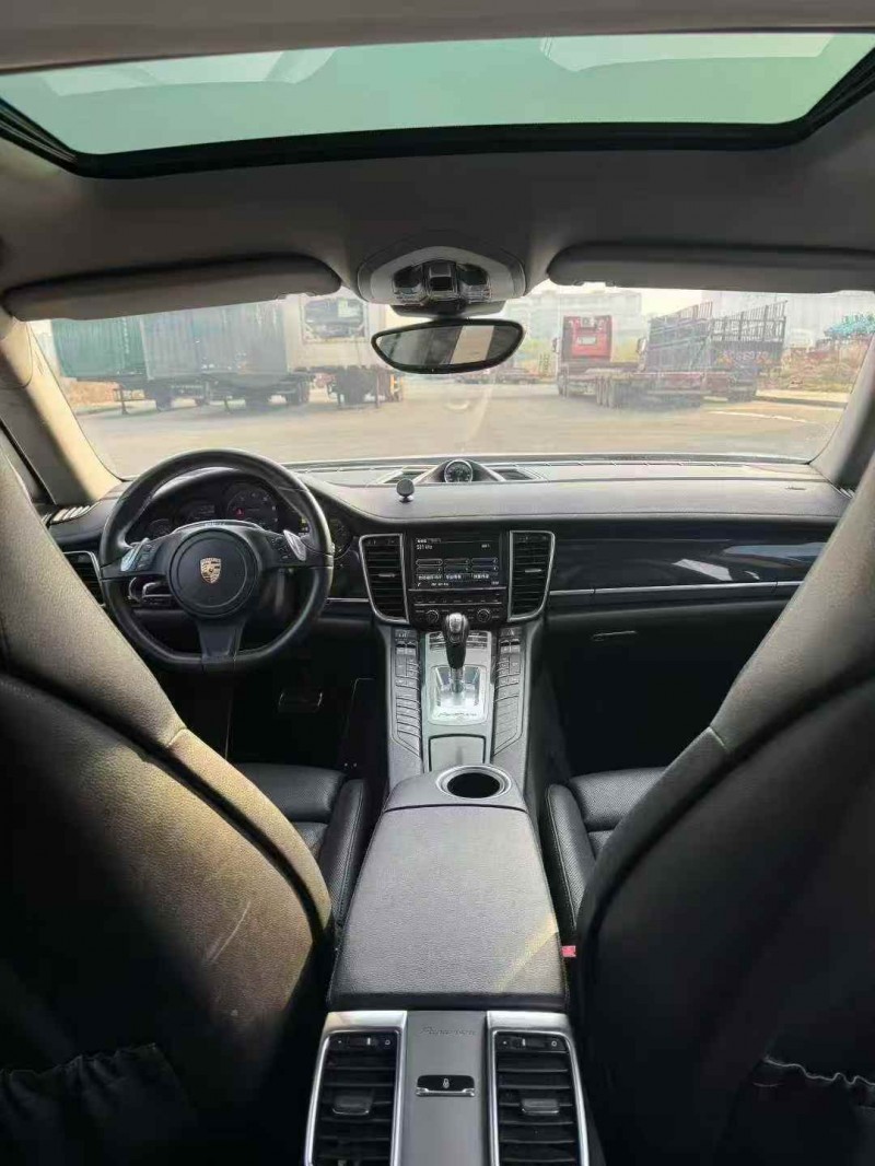鄂州14年保时捷帕拉梅拉5