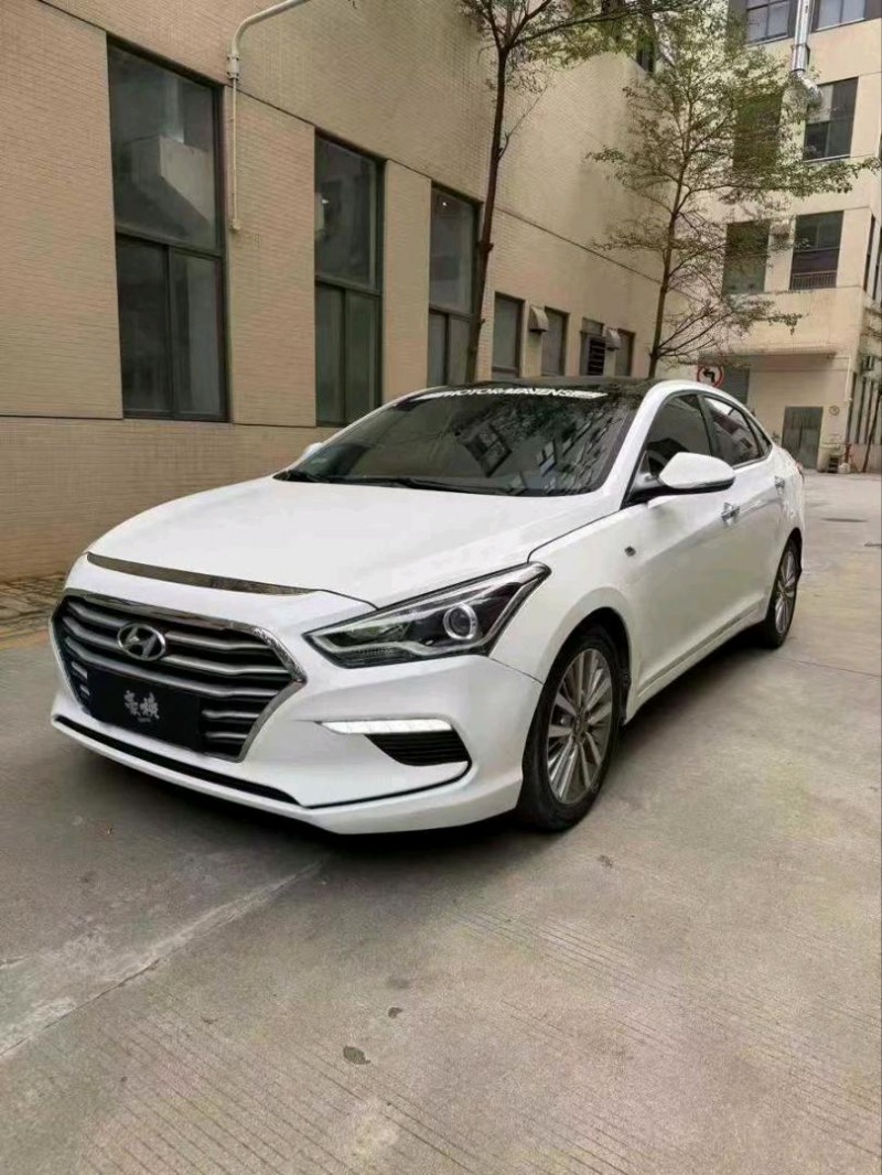 佛山19年现代名图3