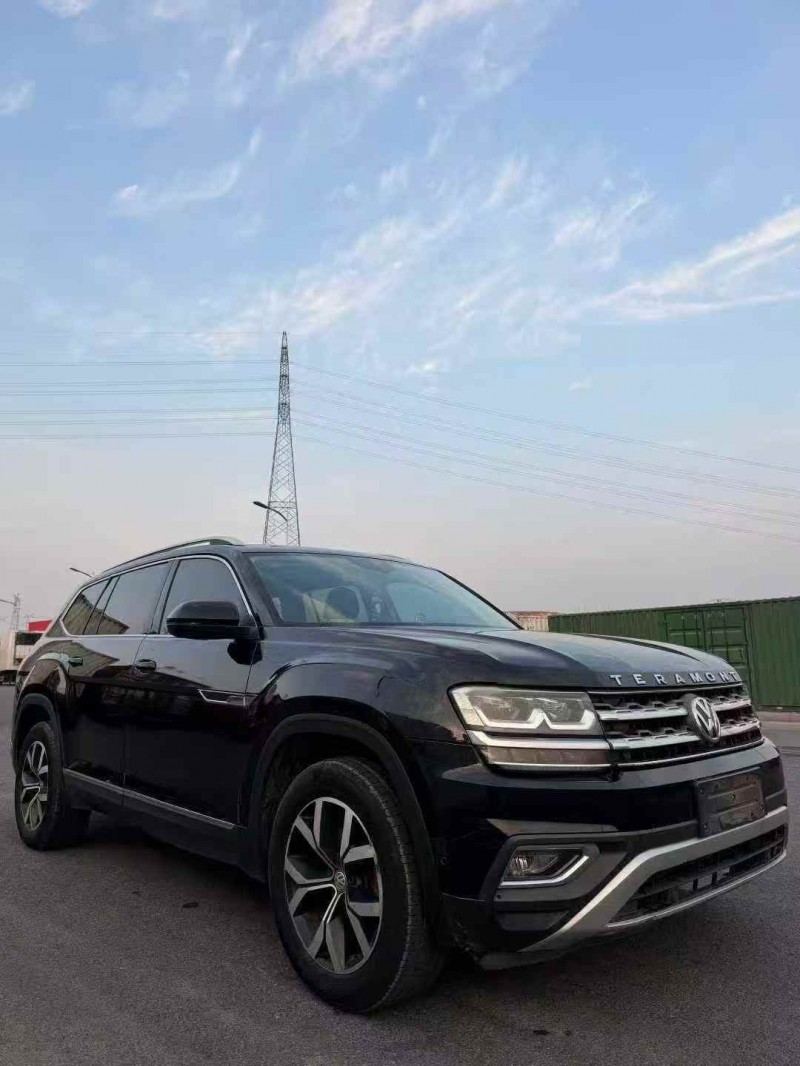 荆州18年大众途昂3