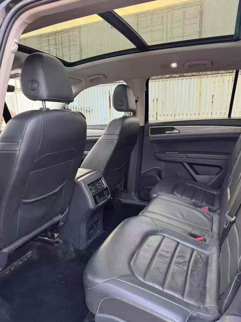 荆州18年大众途昂4