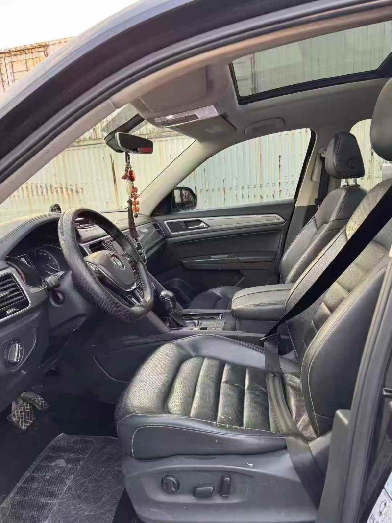 荆州18年大众途昂6