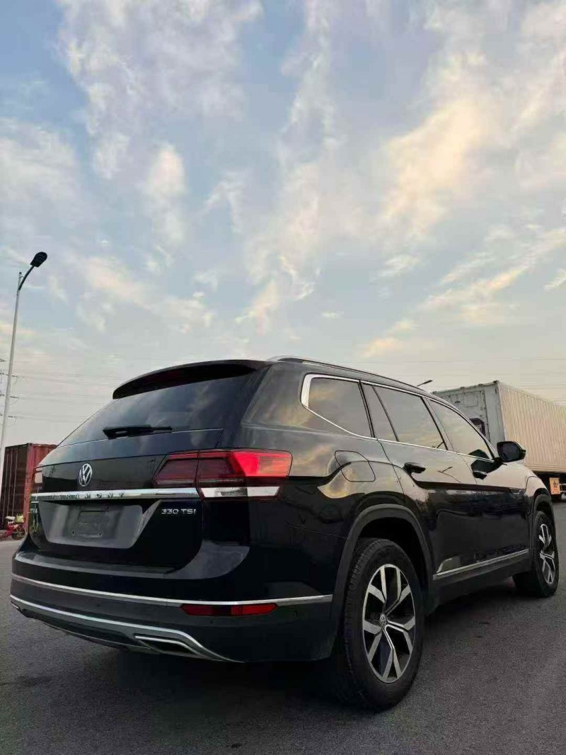 荆州18年大众途昂8