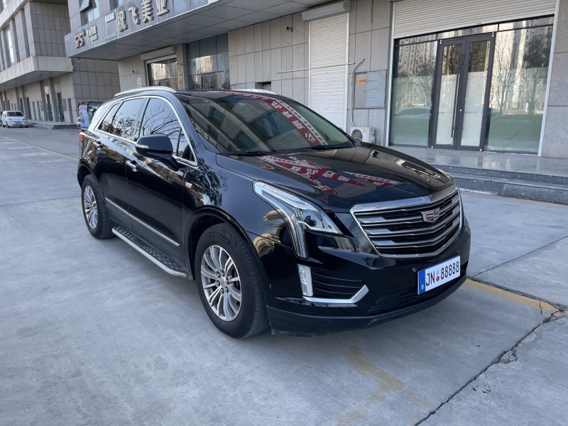 济宁17年凯迪拉克XT53