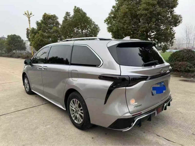 常州22年丰田塞纳9