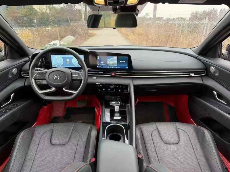 金华23年现代伊兰特4