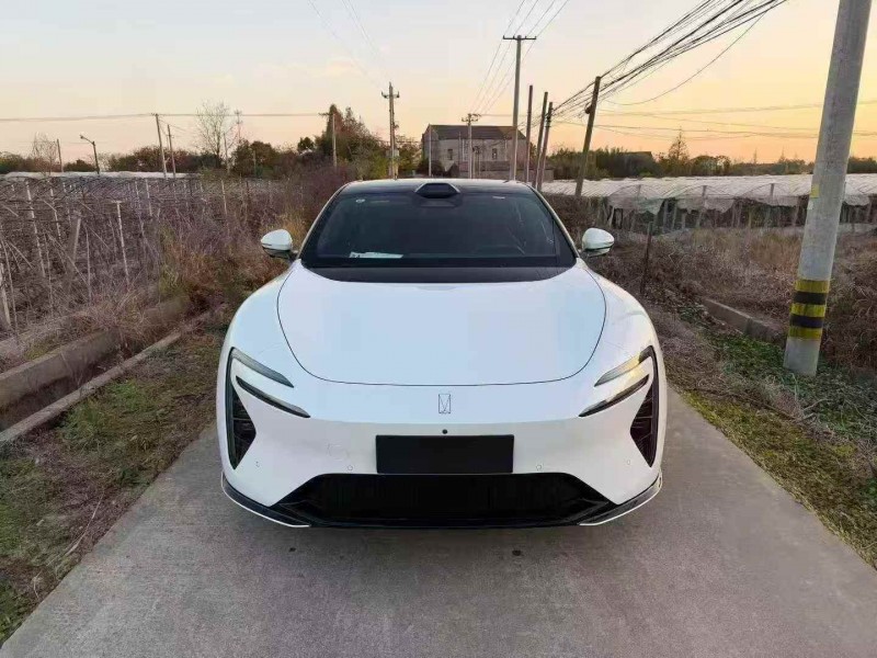 衢州25年阿维塔061