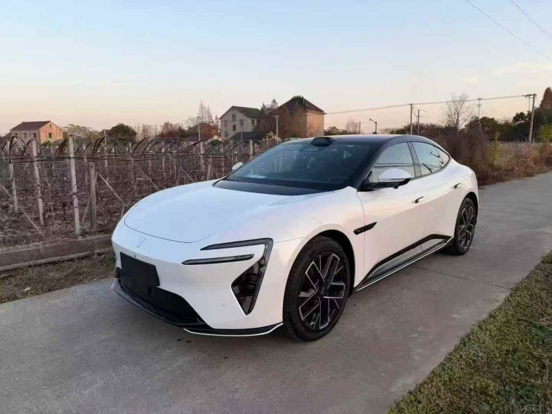 衢州25年阿维塔063