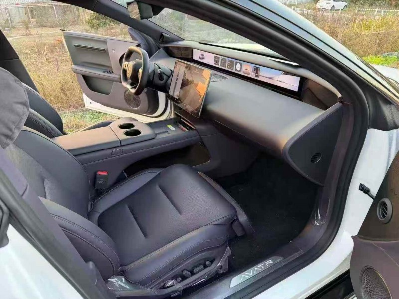 衢州25年阿维塔067