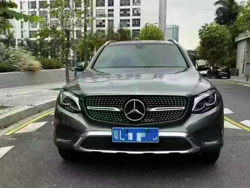 深圳19年奔驰GLC1