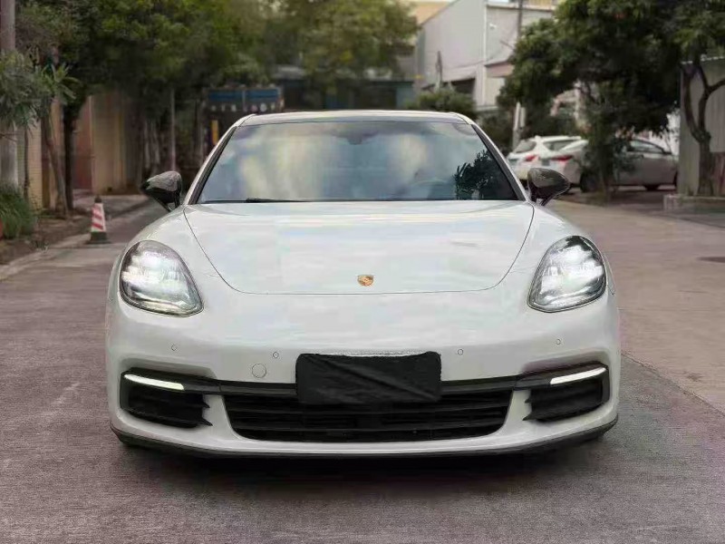 东莞19年保时捷帕拉梅拉1