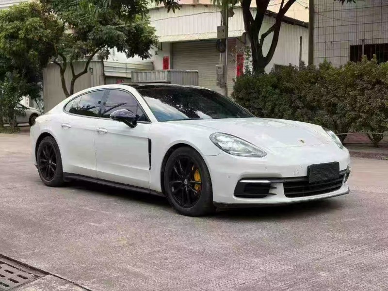 东莞19年保时捷帕拉梅拉2
