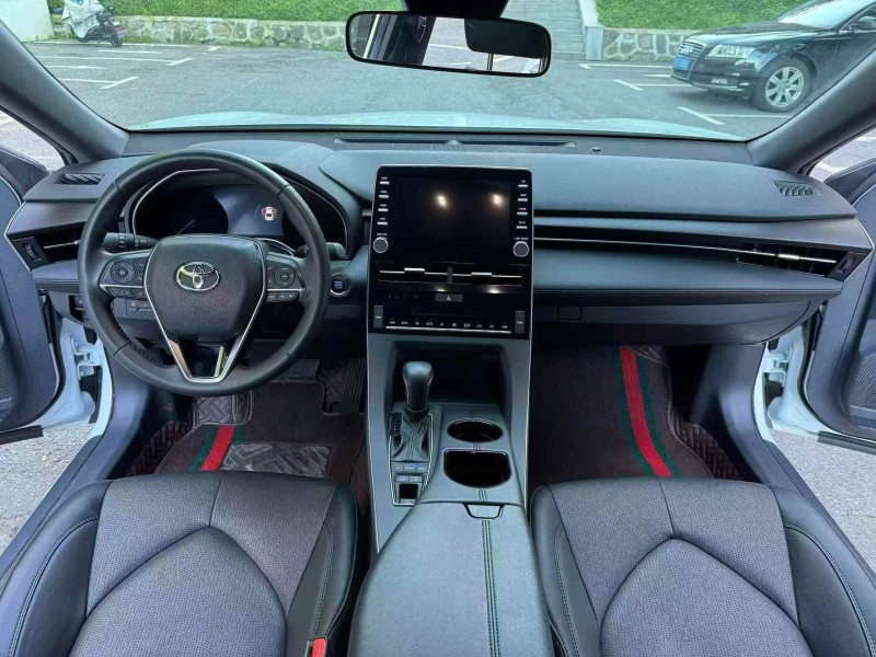 湛江22年丰田亚洲龙7