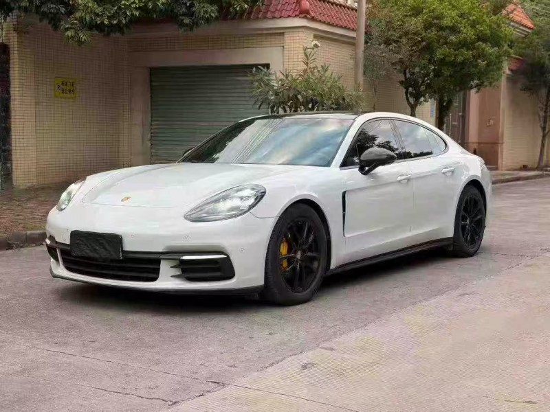 东莞19年保时捷帕拉梅拉3