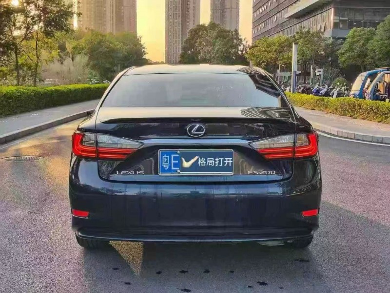 东莞18年雷克萨斯ES9