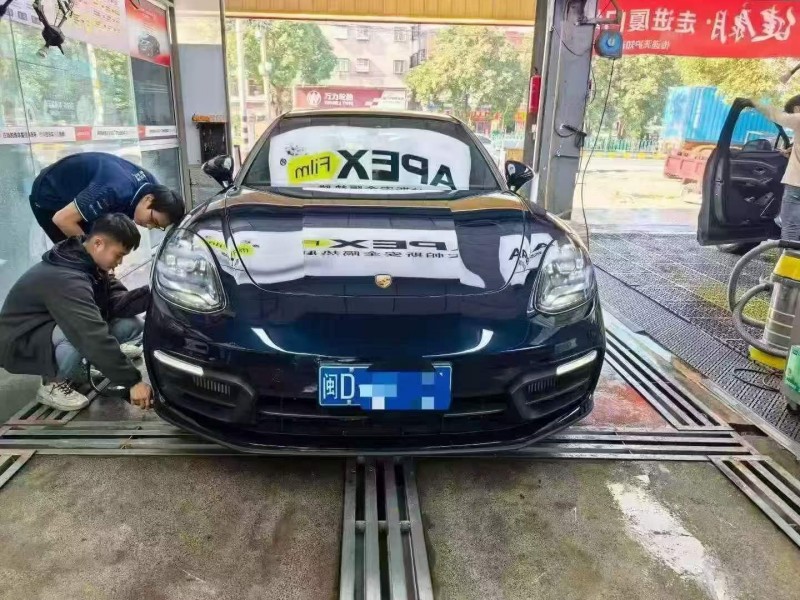 东莞22年保时捷帕拉梅拉1