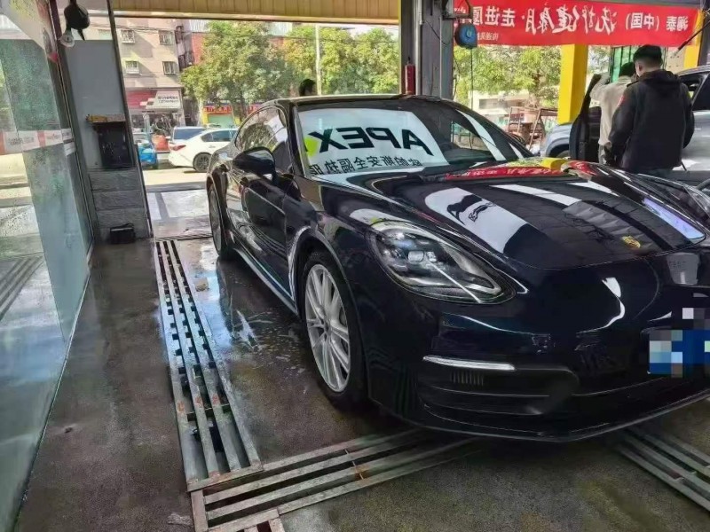 东莞22年保时捷帕拉梅拉2
