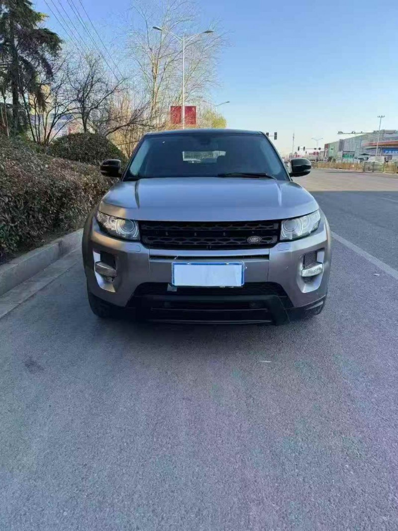 济宁14年路虎极光1