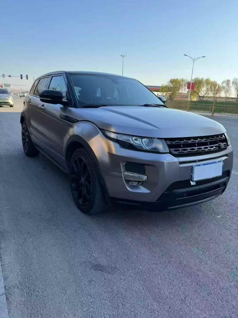 济宁14年路虎极光3