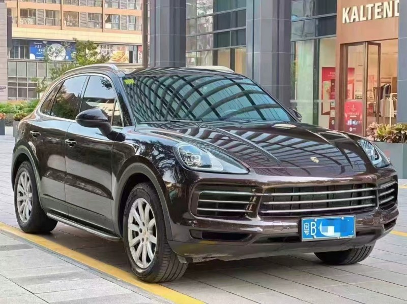 深圳21年保时捷卡宴2