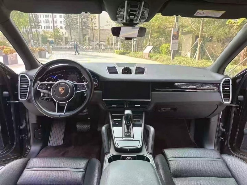 深圳21年保时捷卡宴5