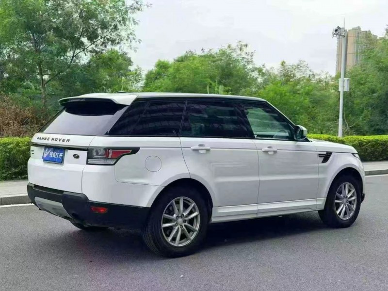 东莞14年路虎揽胜8