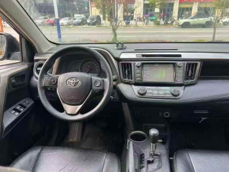 新余16年丰田RAV45