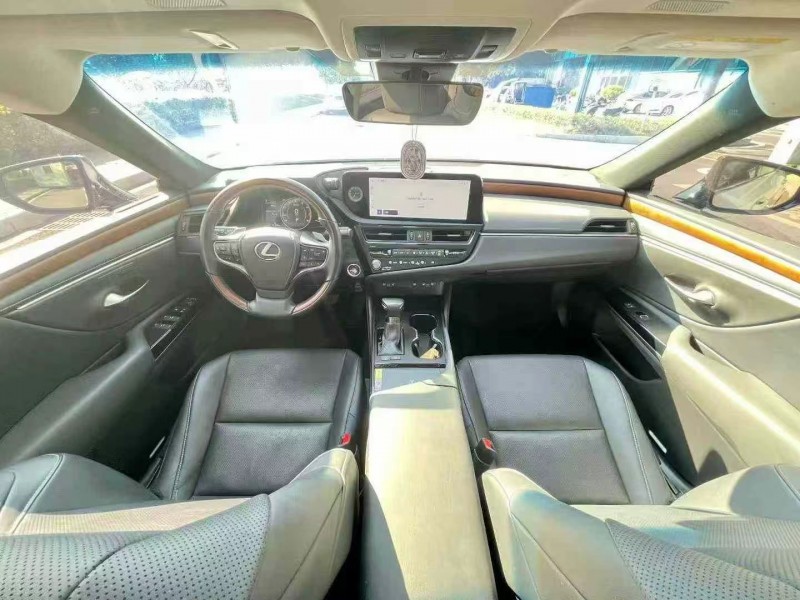 东莞23年雷克萨斯ES4