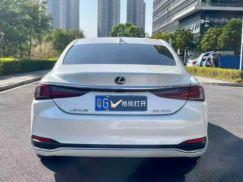 东莞23年雷克萨斯ES9