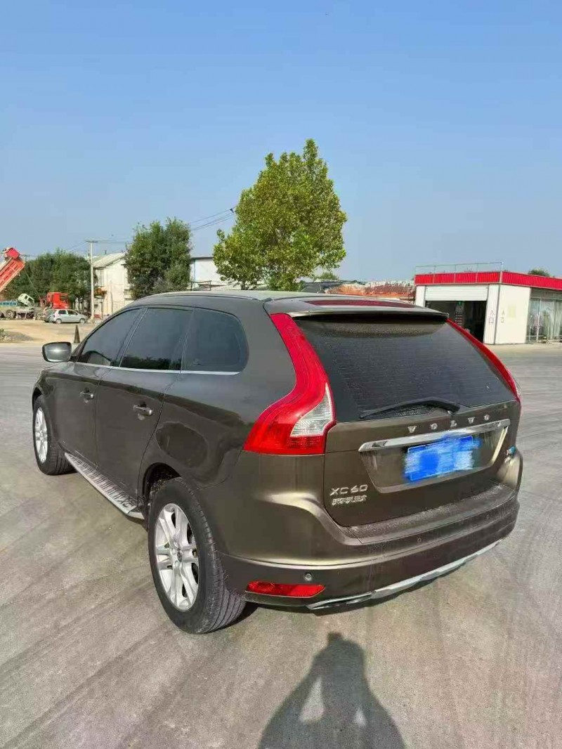 潍坊16年沃尔沃XC606