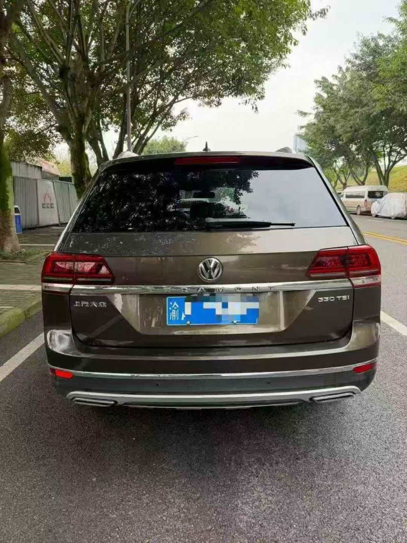 重庆18年大众途昂9