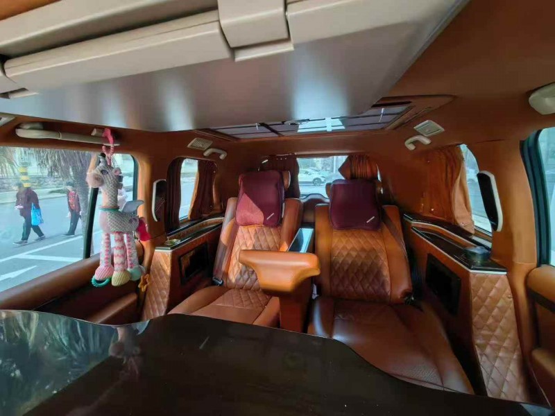 宜昌18年丰田兰德酷路泽5