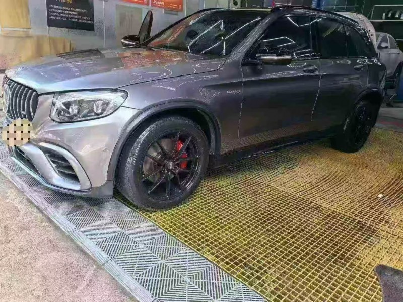 贵阳16年奔驰GLC3