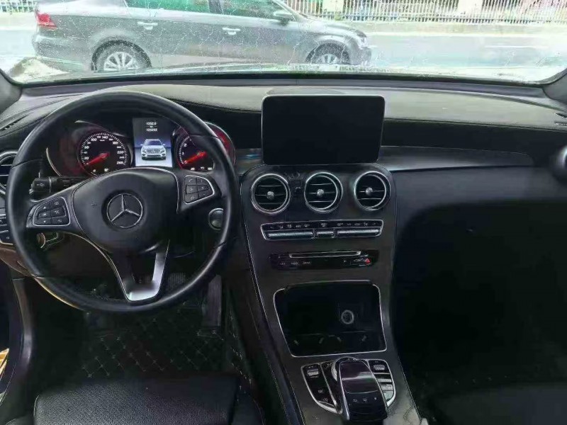 贵阳16年奔驰GLC7