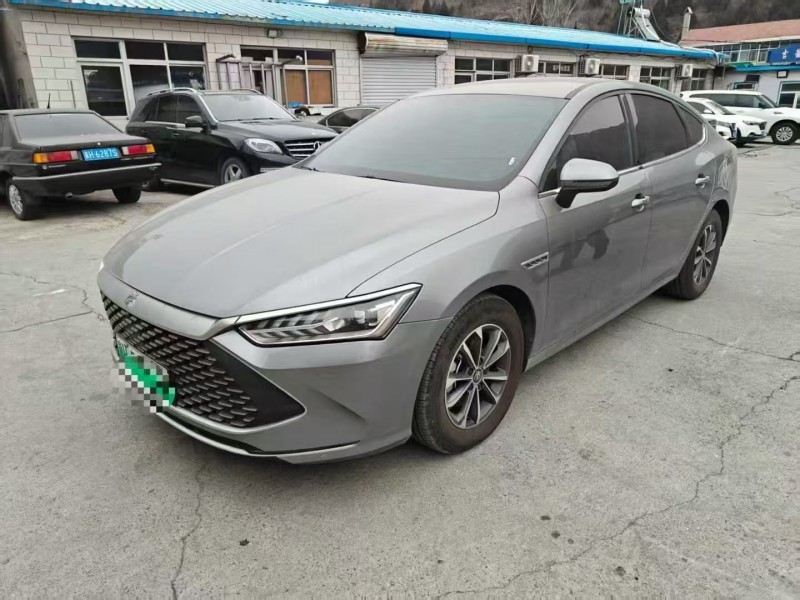 济南24年比亚迪秦2