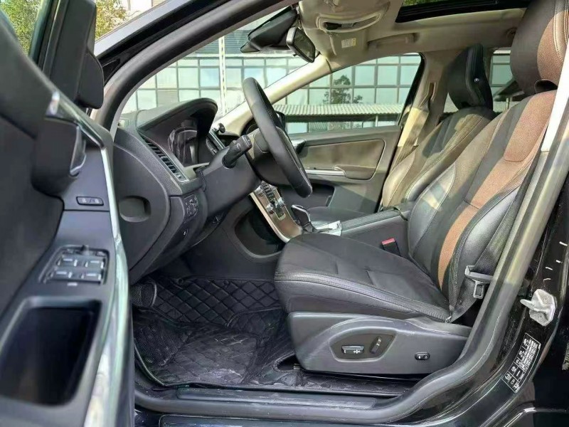 东莞16年沃尔沃XC604