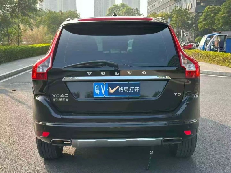 东莞16年沃尔沃XC609