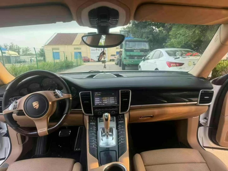徐州13年保时捷帕拉梅拉6