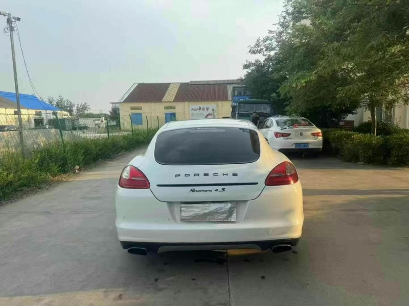 徐州13年保时捷帕拉梅拉8