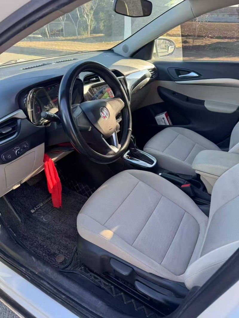 东营21年别克凯越7