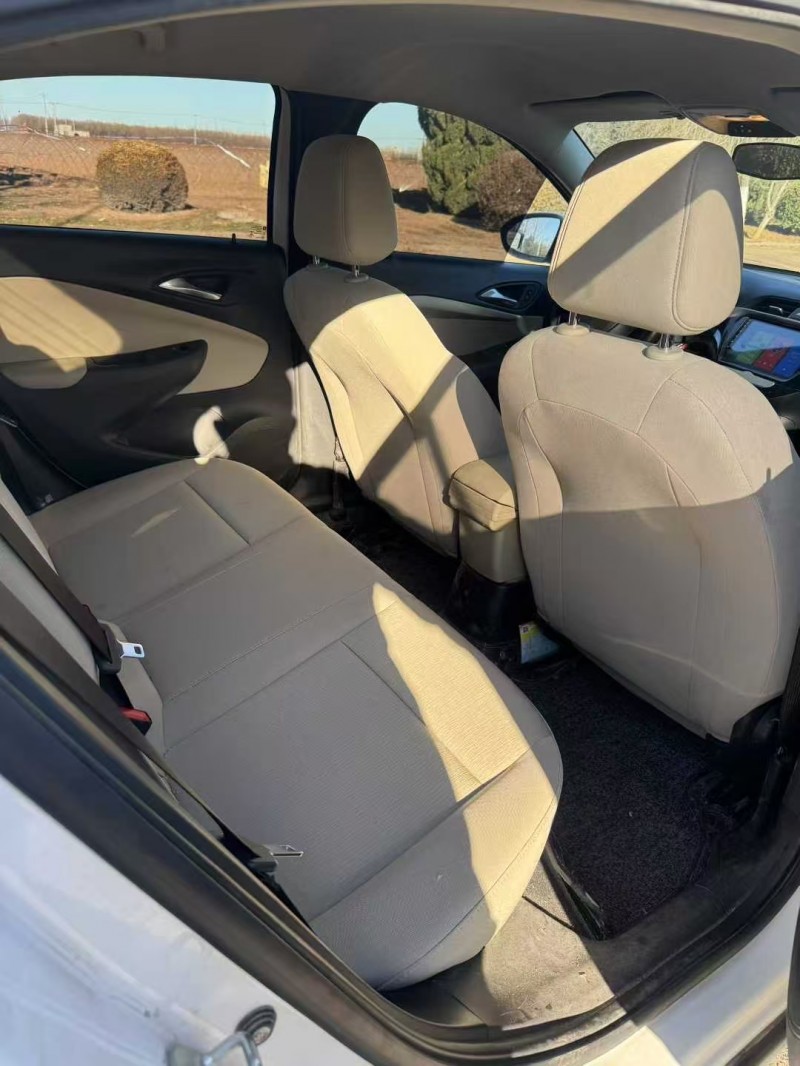 东营21年别克凯越8