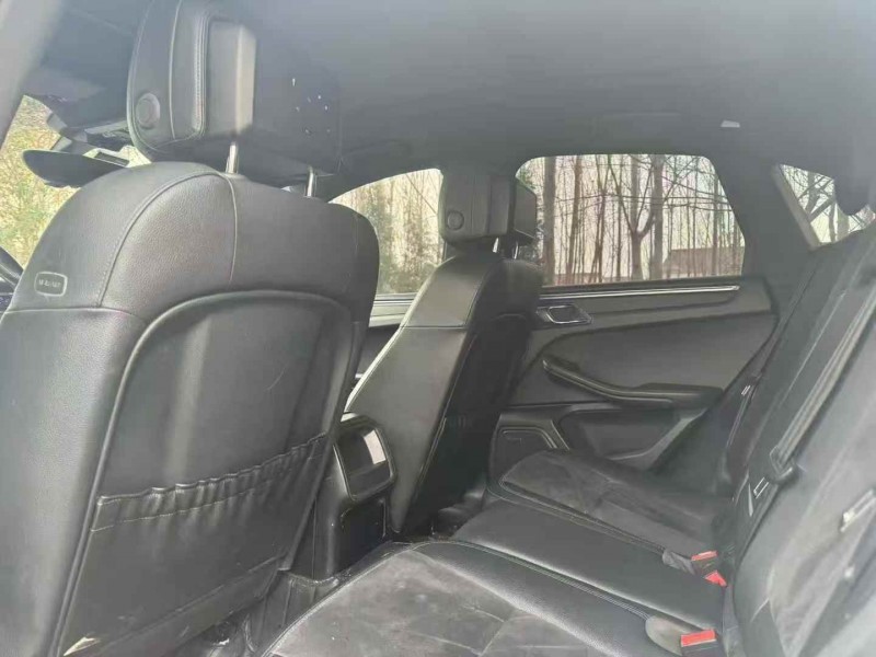 潍坊15年保时捷Macan5