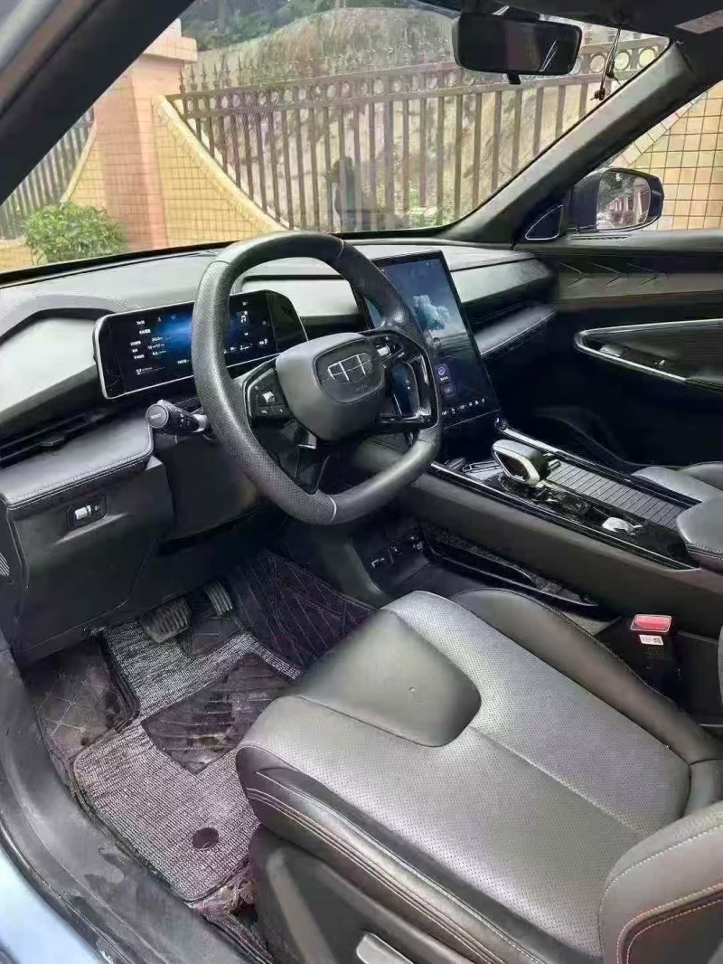 东莞24年吉利博越8