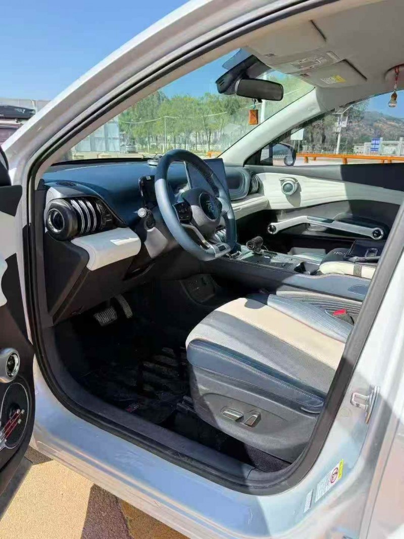 嘉峪关22年比亚迪元4